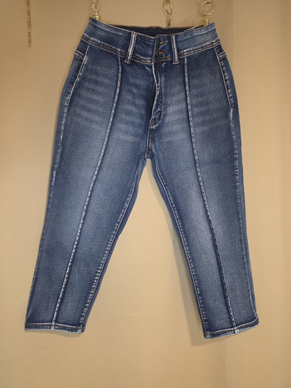 Men's Slim Straight Jeans in Medium Blue